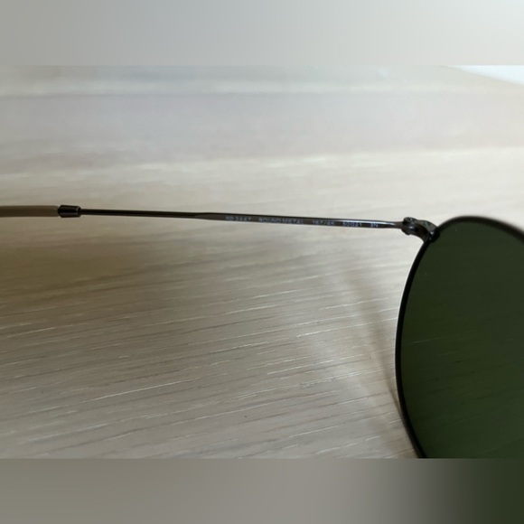 Ray-Ban Round Metal Sunglasses - Picture 4 of 6